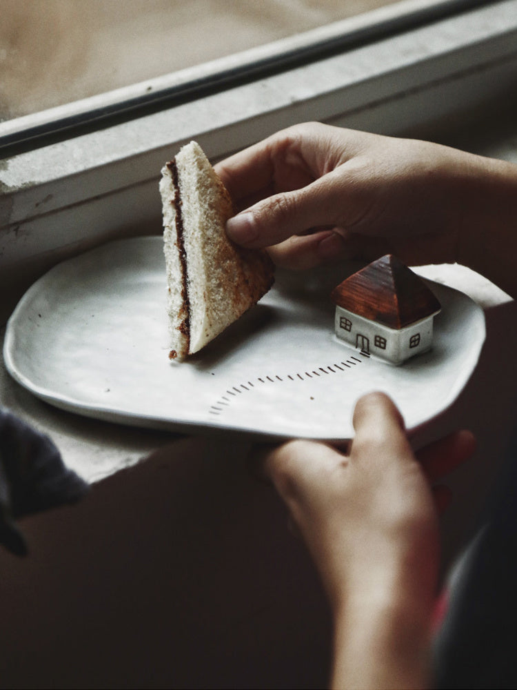 The Little Cottage Tableware Collection