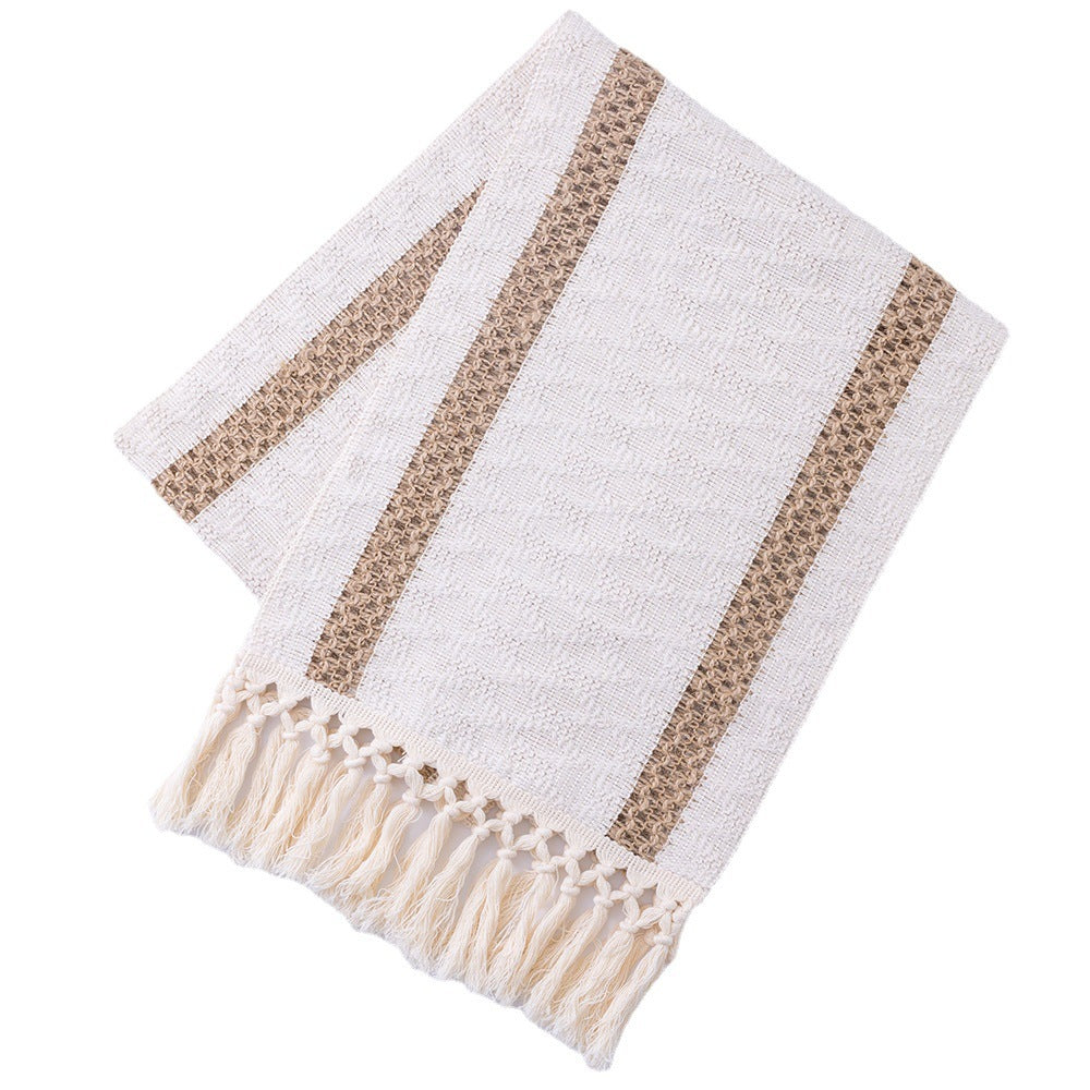 Willow Weave Linen Runner