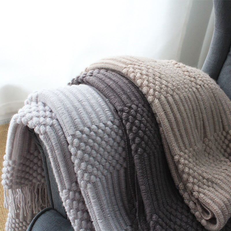 Cosy Nordic Solid Knit Blanket – Simple, Warm, Timeless