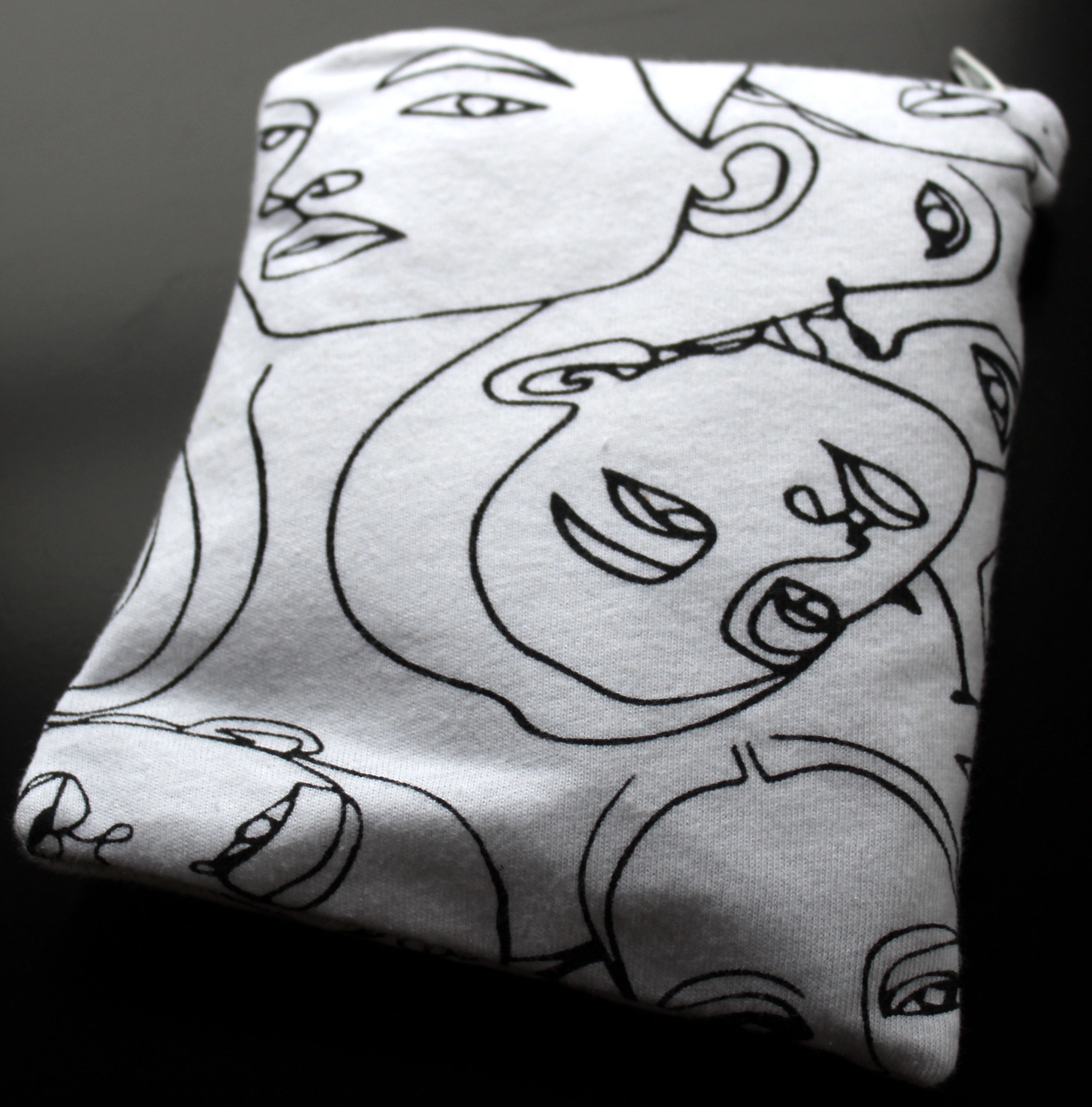 Kindred Threads - Handmade Pouch & Reusable Makeup Wipes Set