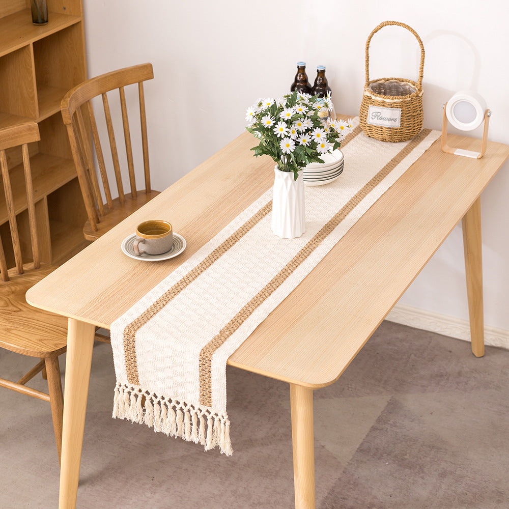 Willow Weave Linen Runner