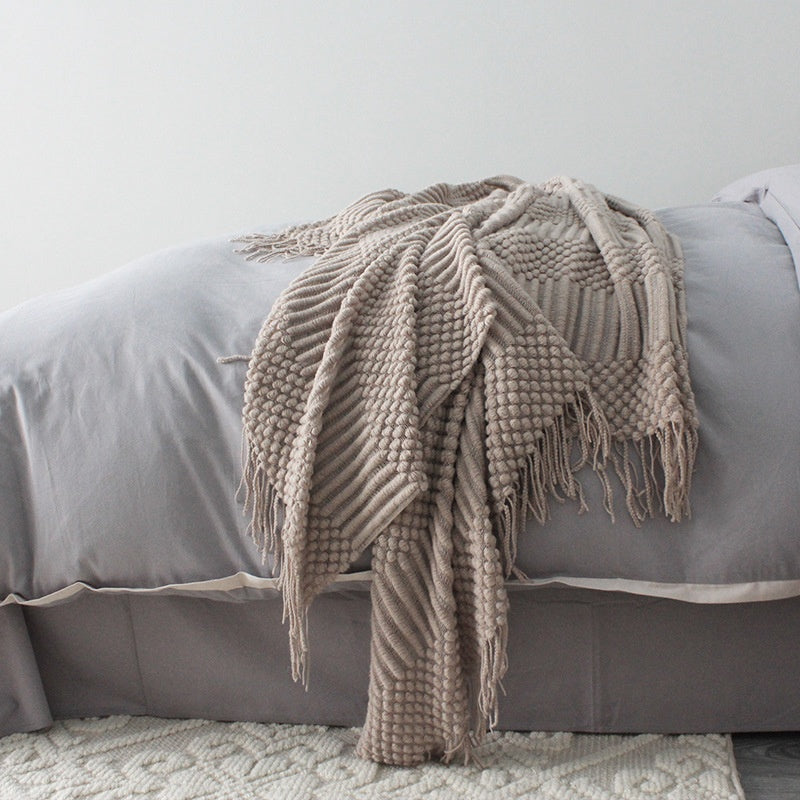 Cosy Nordic Solid Knit Blanket – Simple, Warm, Timeless