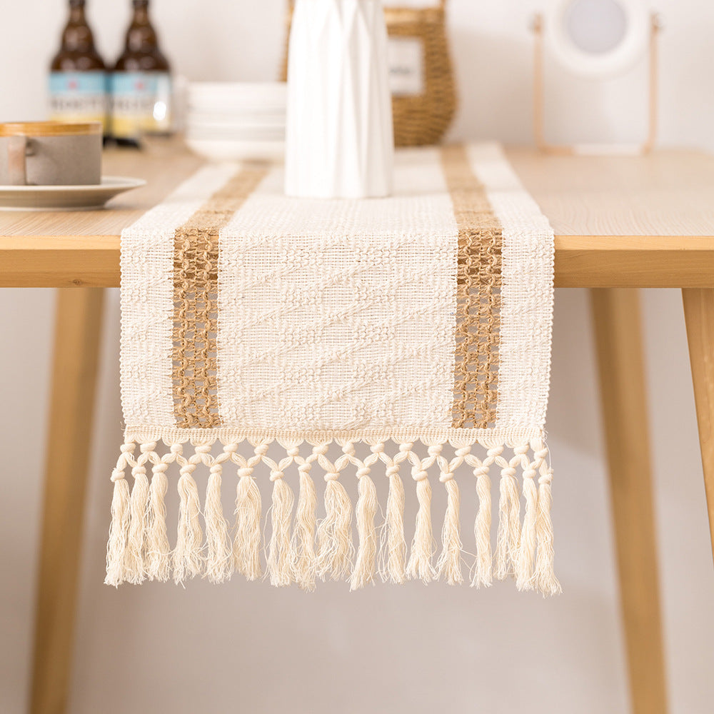 Willow Weave Linen Runner